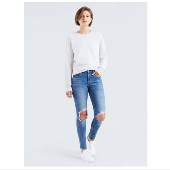 Levi's Denim - Levi's 721 High Rise Ripped Skinny Jeans